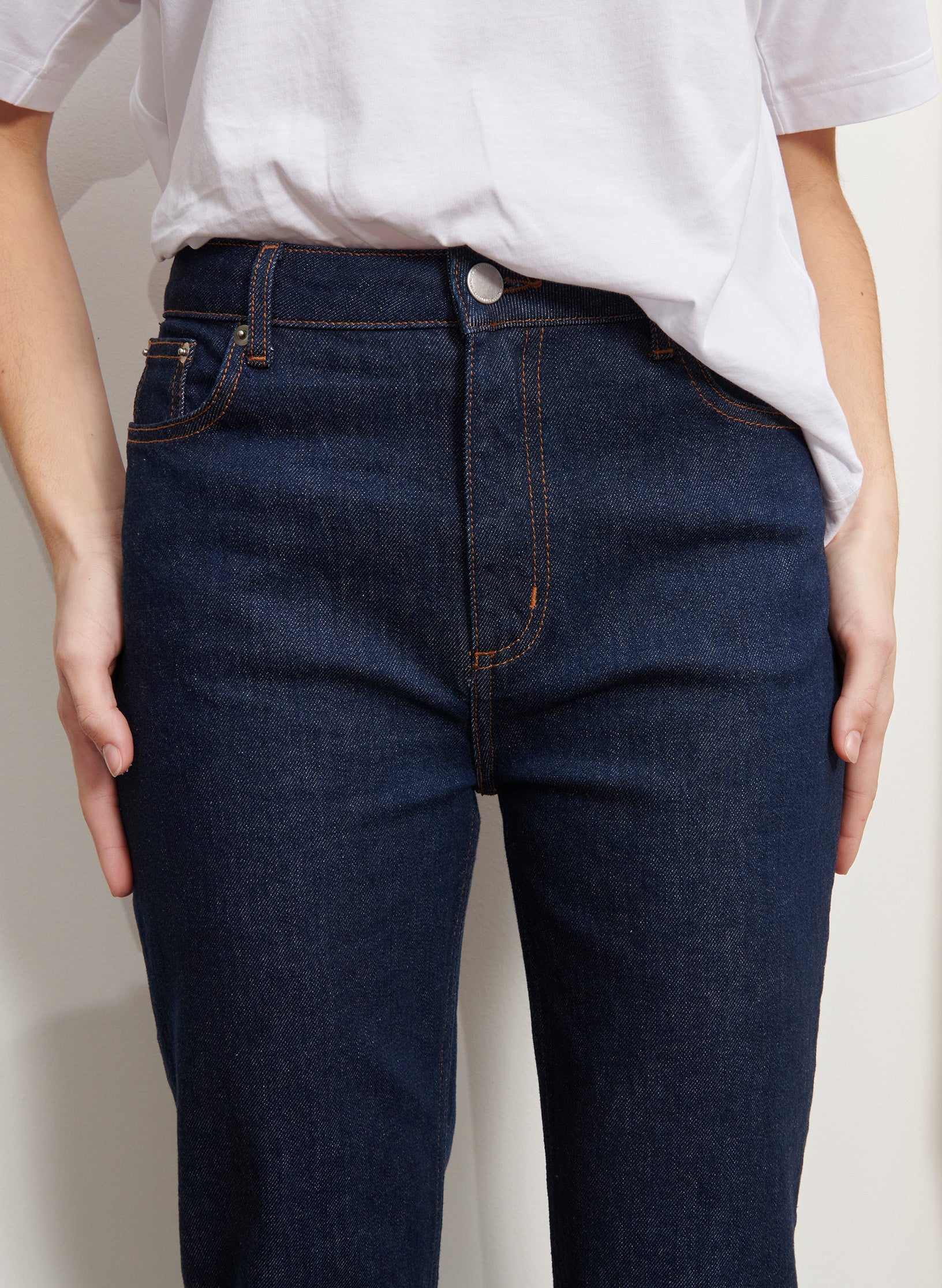 jean mom brut taille haute femme