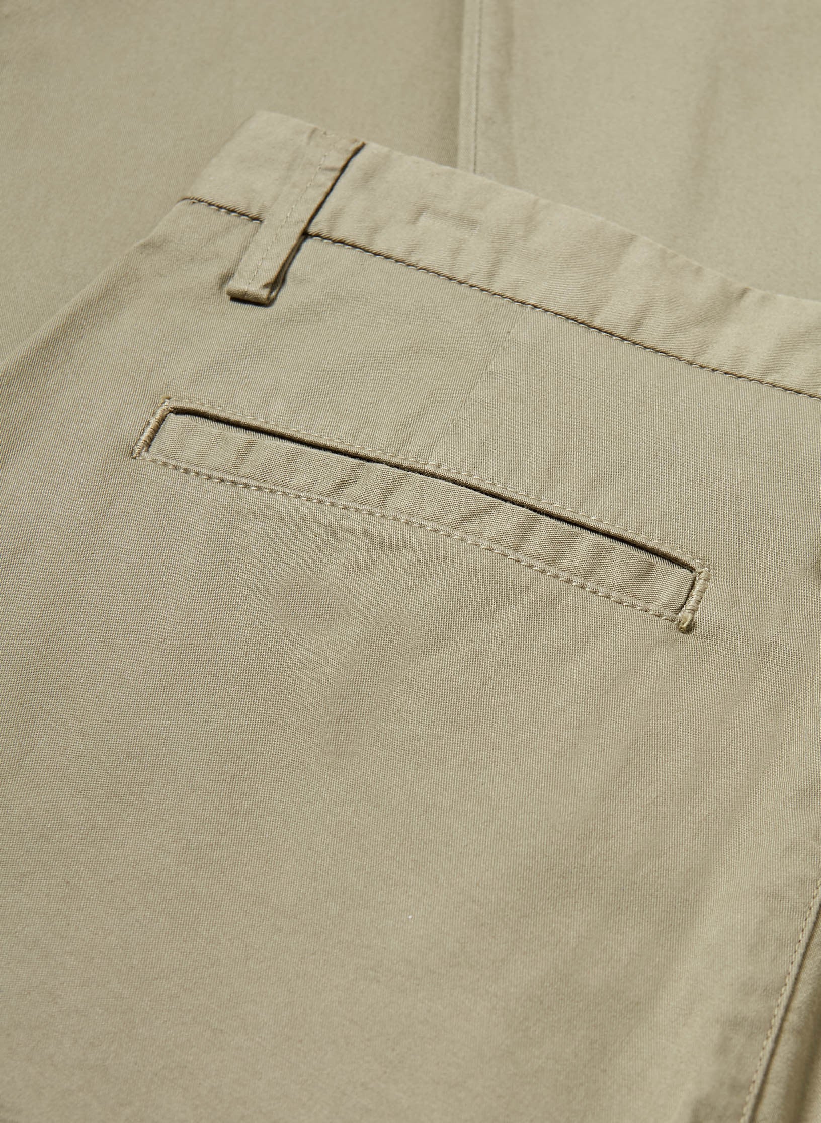 chino light kaki homme