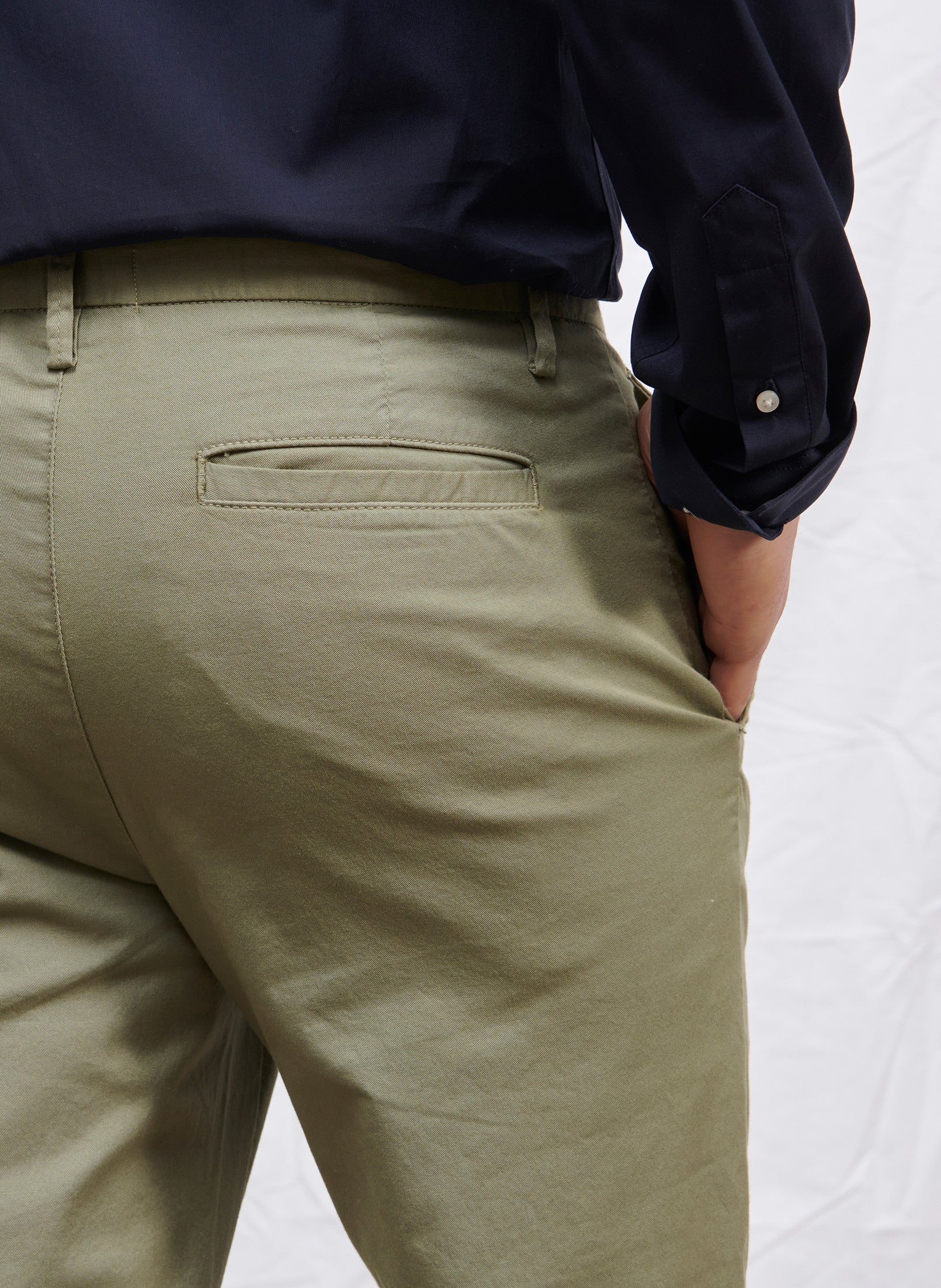 chino light kaki homme