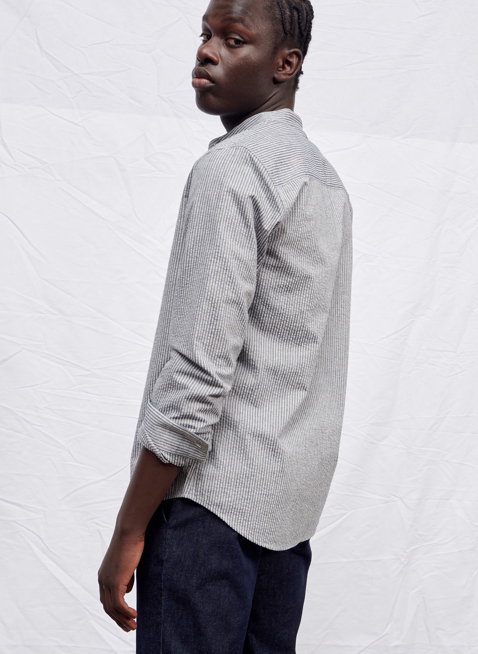 chemise col mao rayee seersucker bleu homme