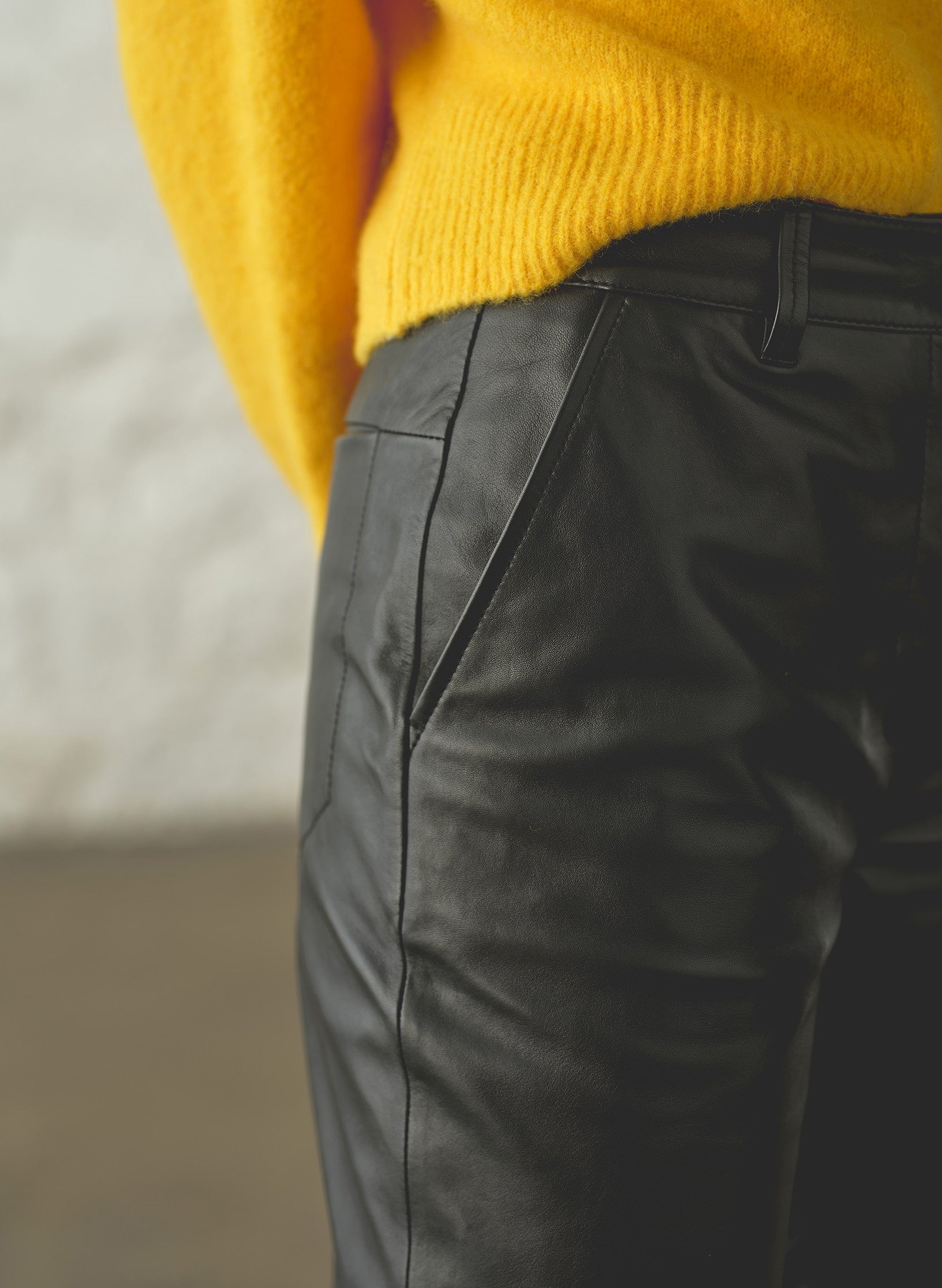 pantalon cuir noir femme