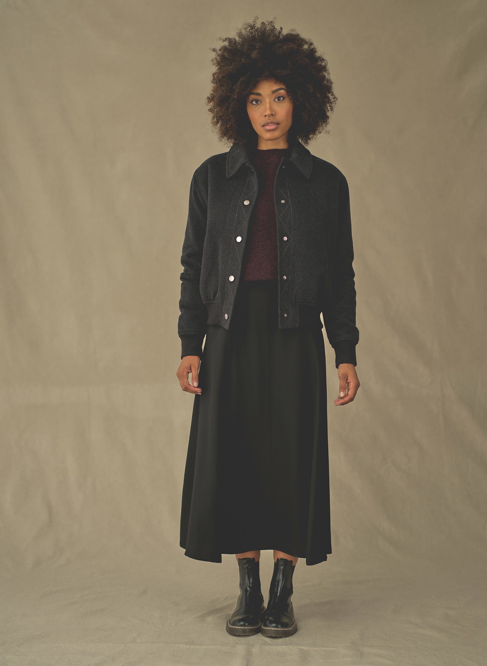 jupe evasee crepe noir femme