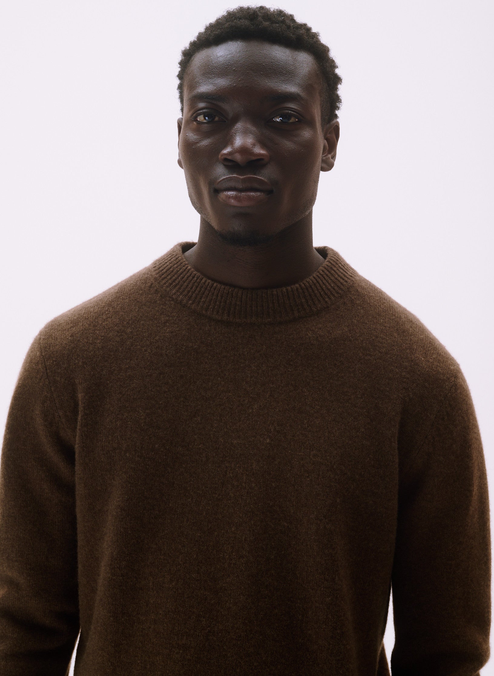 pull ras du cou laine marron homme femme unisexe