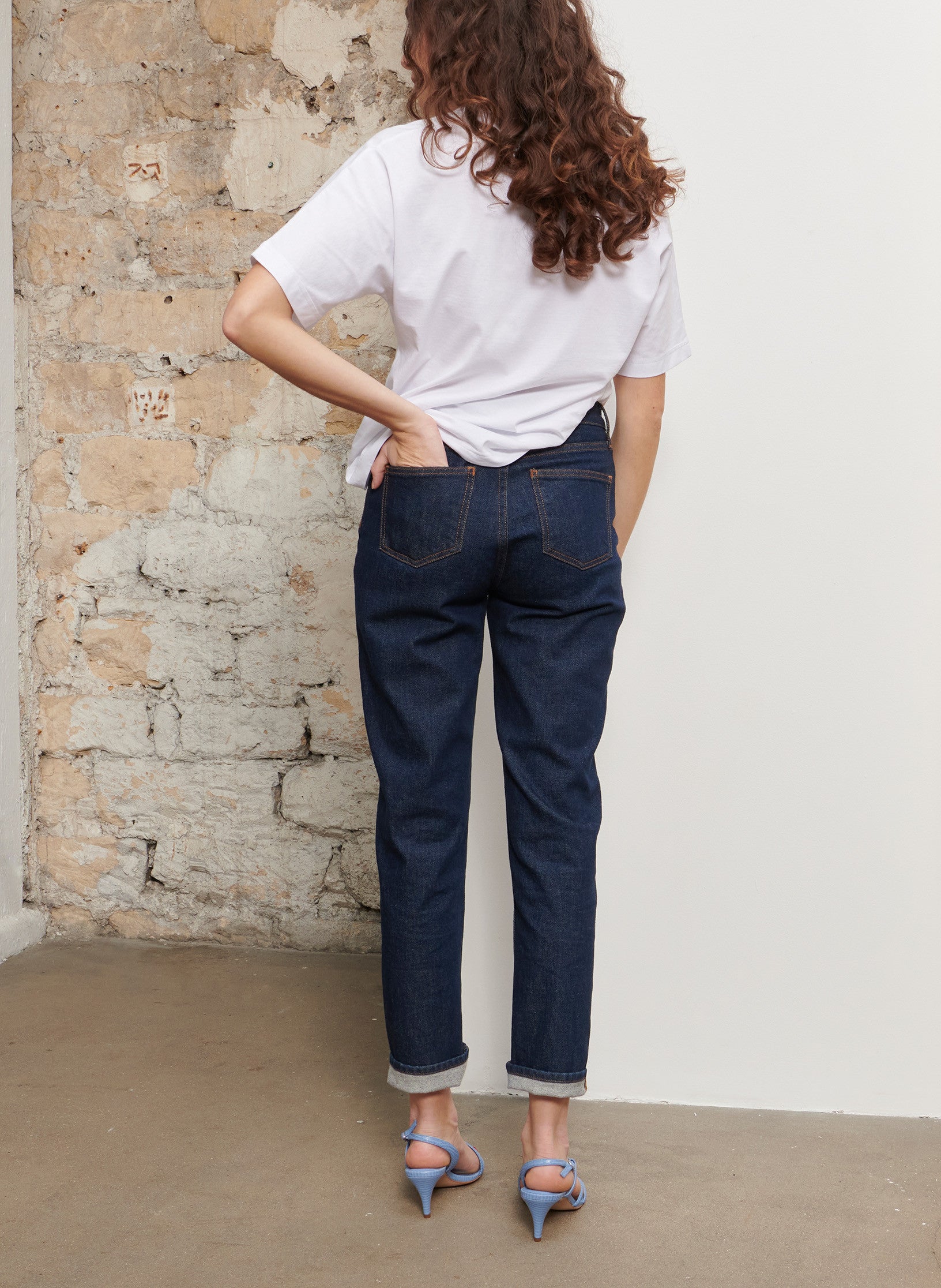 jean mom brut taille haute femme