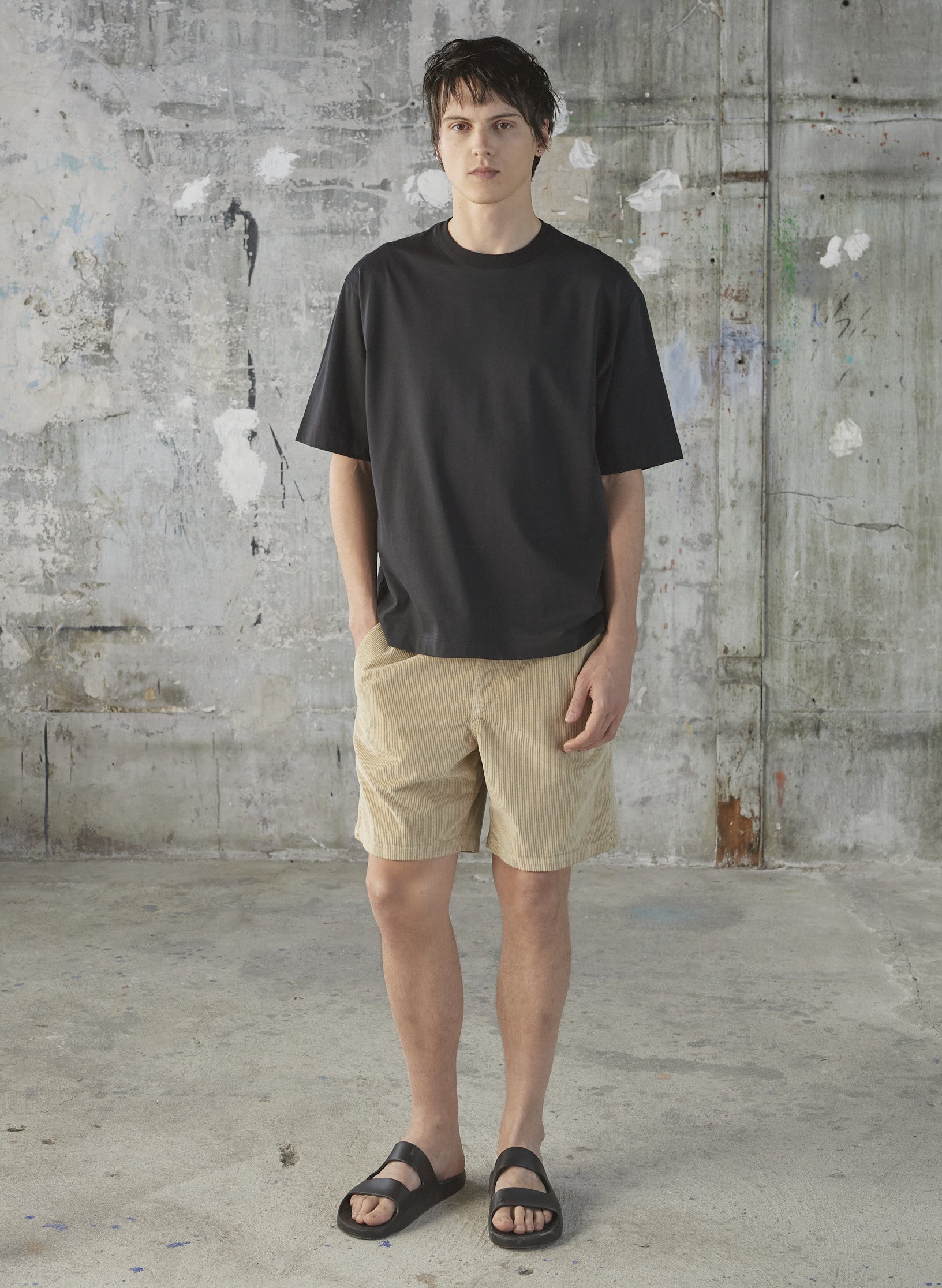 short velours leger homme beige