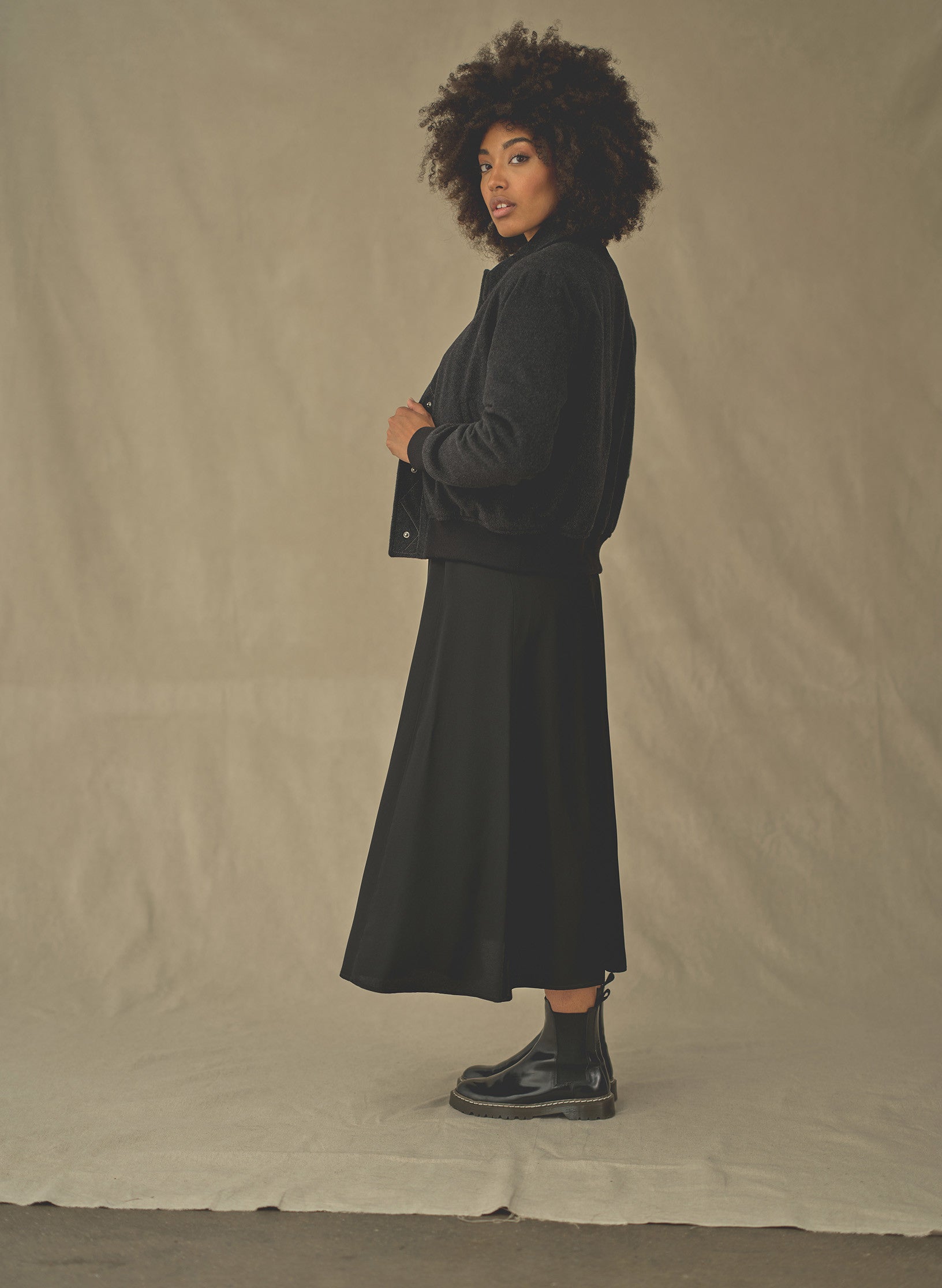 jupe evasee crepe noir femme