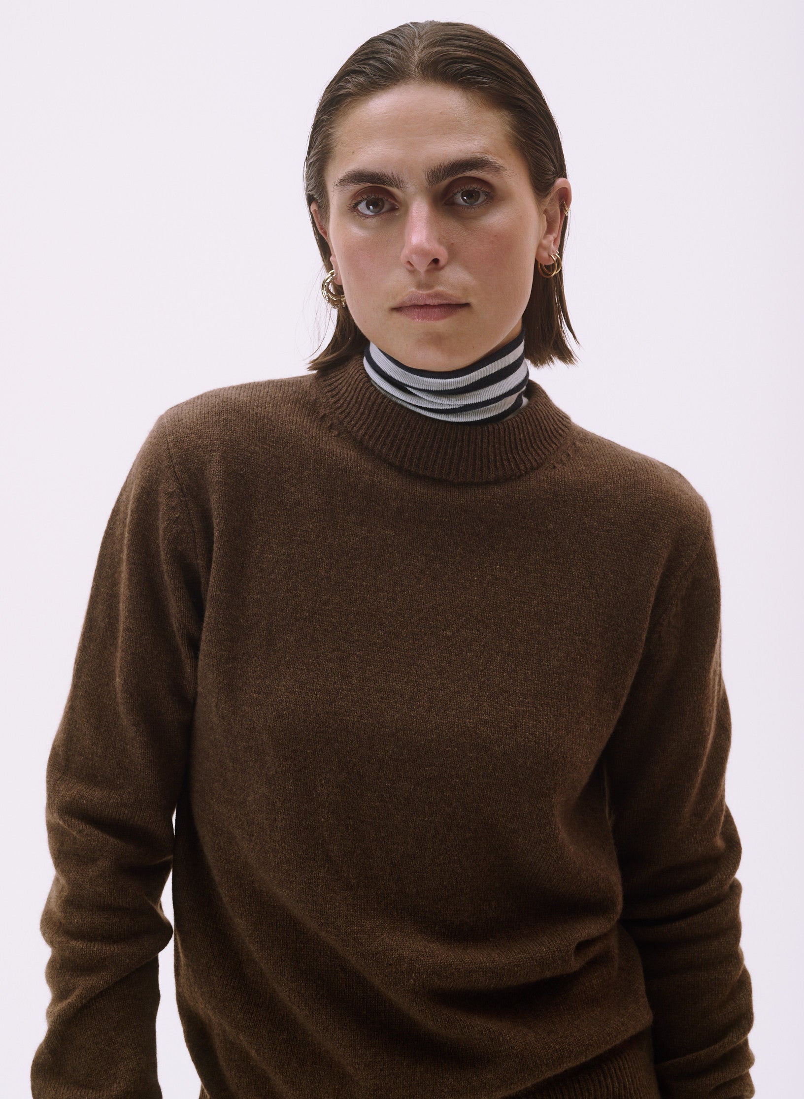 pull ras du cou laine marron homme femme unisexe